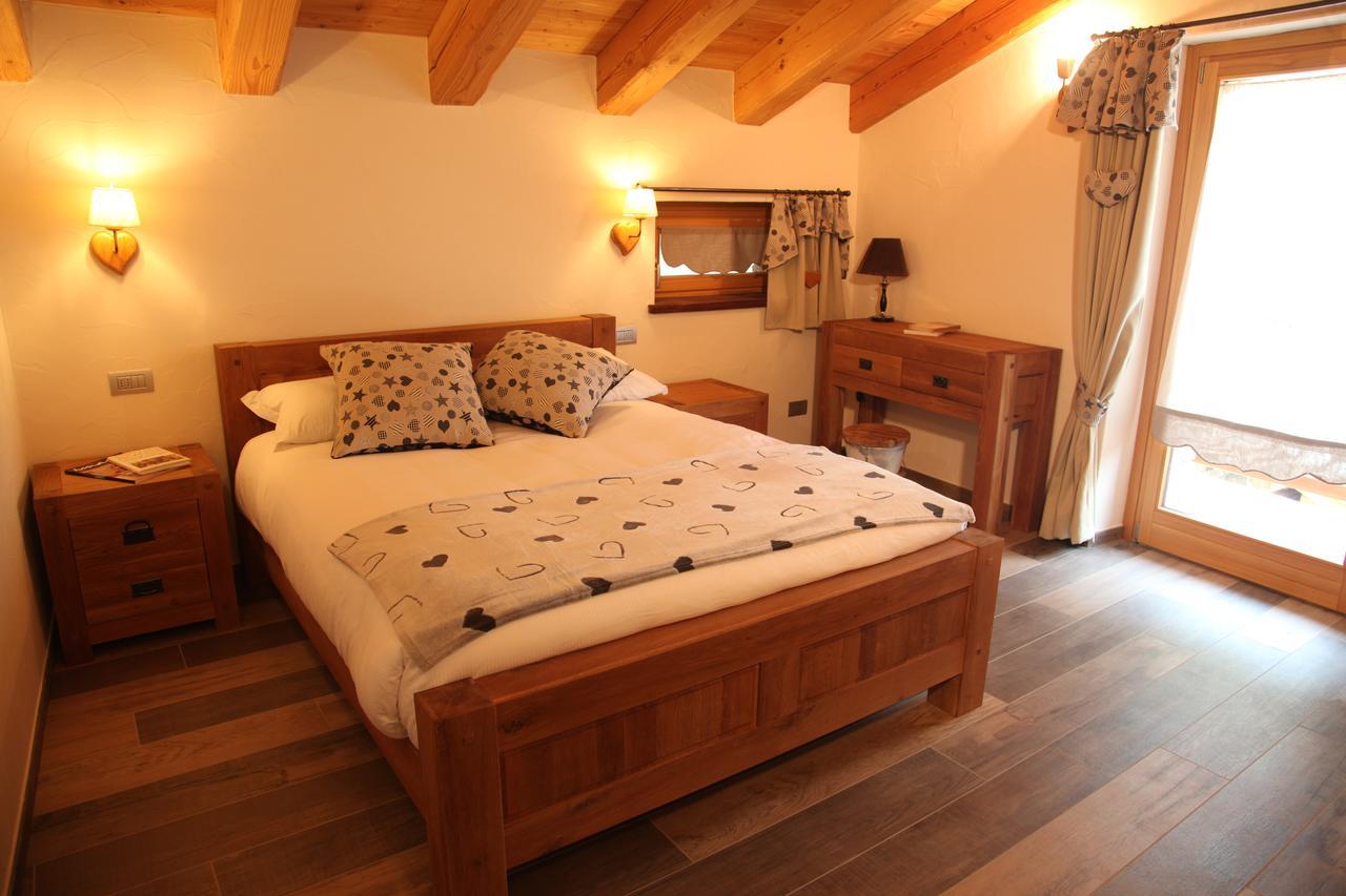 Bed and Breakfast Mi Casa Tu Casa Brusson Exterior foto